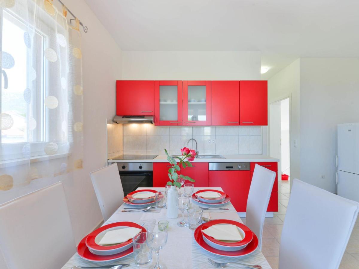Apartment Matas - Srd316 By Interhome Рованьска Экстерьер фото