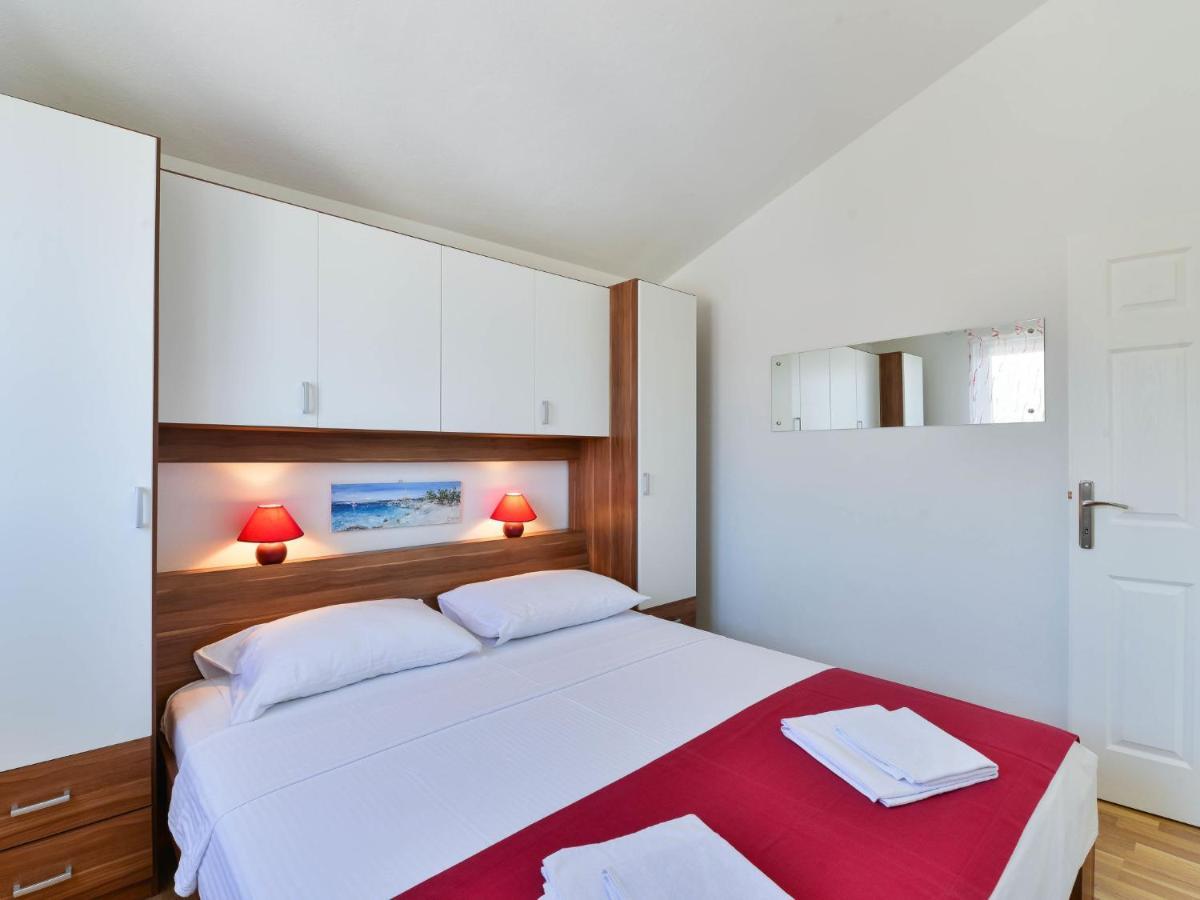 Apartment Matas - Srd316 By Interhome Рованьска Экстерьер фото
