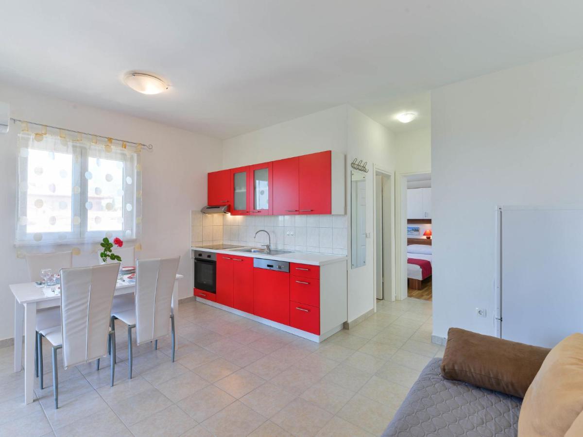 Apartment Matas - Srd316 By Interhome Рованьска Экстерьер фото